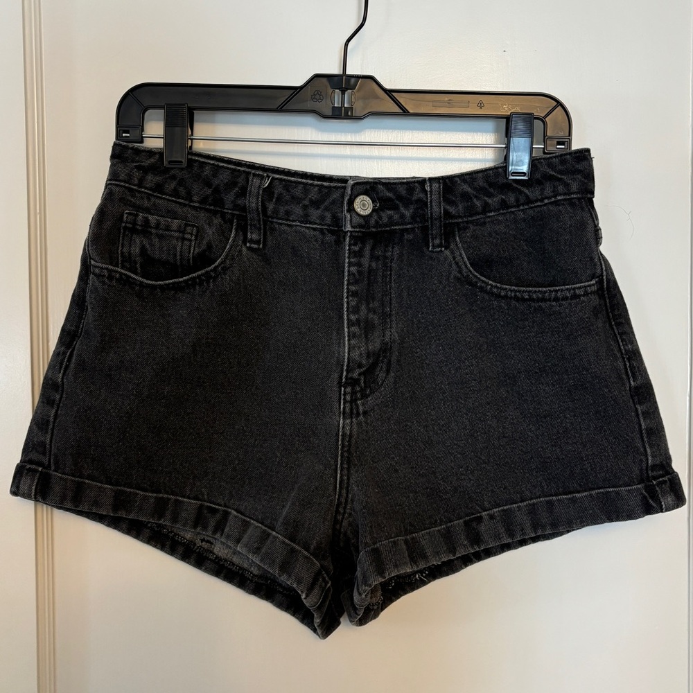 Black Pacsun denim mom shorts
